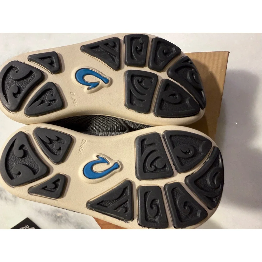 OluKai Nohea Mesh Boys Size 9 Grey Scuba Blue Slip On Sneakers 30125-CCDT NEW